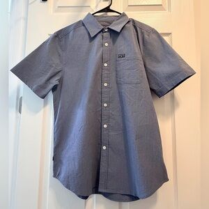 Kimes Ranch Short-Sleeve Button-Down Shirt in Chambray Blue